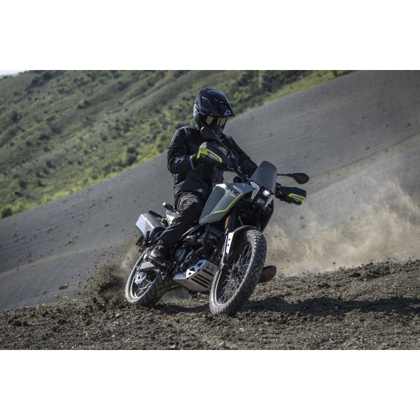 Benelli BKX 300