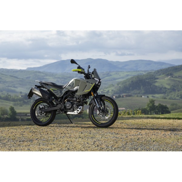 Benelli BKX 300