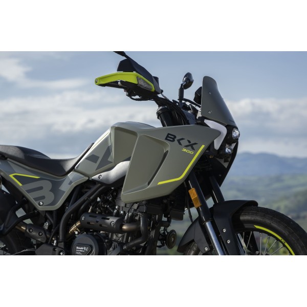 Benelli BKX 300