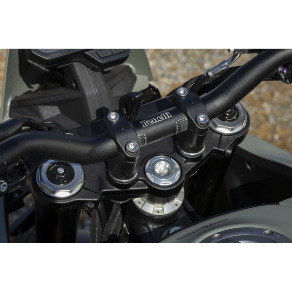 Benelli BKX 300