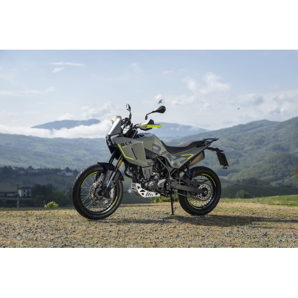 Benelli BKX 300