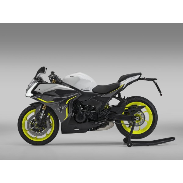 Benelli Tornado 550