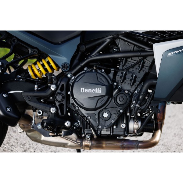 Benelli TRK 902 Stradale